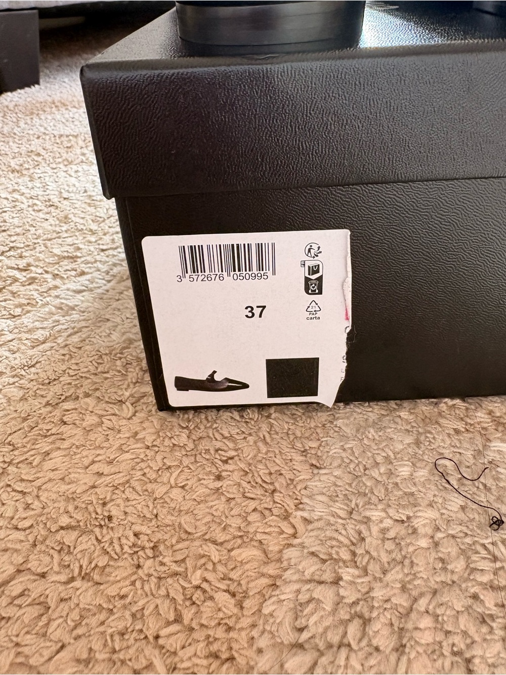Authentic CHANEL Black Patent Cap-Toe Bow Ballet Flats - Asia Exclusive FW 25 - Picture 4 of 6
